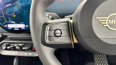 MINI Aceman 135kW E Classic 43kWh 5dr Auto Electric Hatchback